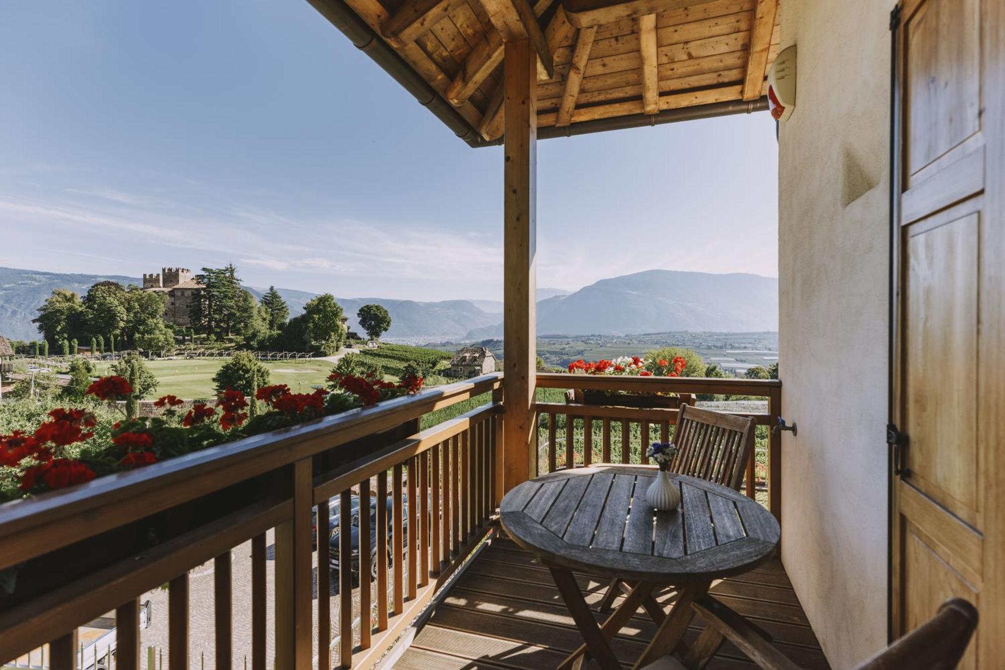Вилла Weinberghof Аппиано-Сулла-Страда-дель-Вино Экстерьер фото